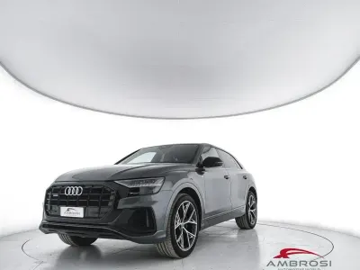 Usata Audi Q8 Sport 286 CV (210 kW) 2020 Grigio SUV