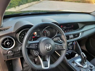 Usata Alfa Romeo Stelvio 160 CV (117 kW) 2020 Nero SUV