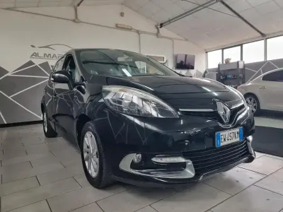 Usata Renault Scénic XMOD 110 CV (80 kW) 2014 Nero Monovolume