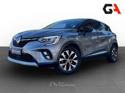 Usata Renault Captur Techno 91 CV (66 kW) 2024 Gray SUV
