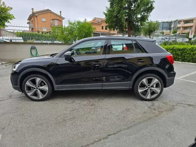 Usata Audi Q2 Advanced 116 CV (85 kW) 2023 Nero SUV