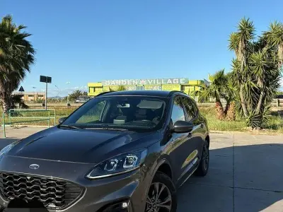Usata Ford Kuga 120 CV (88 kW) 2023 Grigio SUV