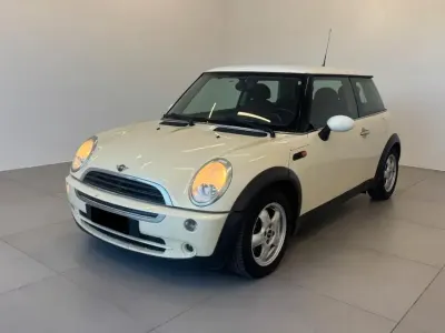 Usata Mini ONE Seven 89 CV (65 kW) 2006 Utilitaria