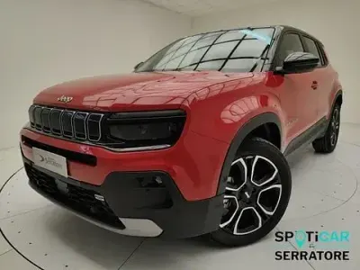 Usata Jeep Avenger Summit 101 CV (74 kW) 2024 Ruby + tetto volcano SUV