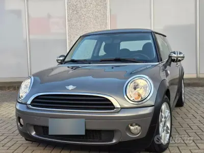 Usata Mini ONE 75 CV (55 kW) 2010 Grigio Utilitaria