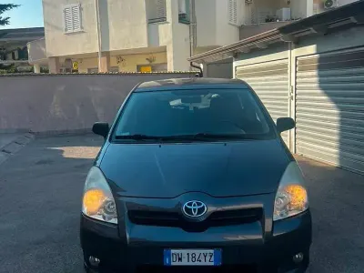 Usata Toyota Corolla Verso Sol 136 CV (100 kW) 2009 Nero Monovolume
