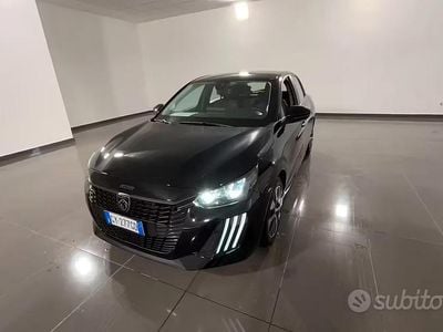 Usata Peugeot 208 Style 75 CV (55 kW) 2025 Nero Utilitaria
