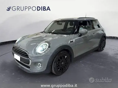 Usata Mini ONE 75 CV (55 kW) 2021 Grigio Utilitaria