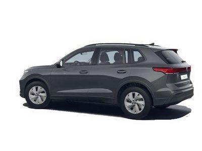 Usata VW Tiguan R-line 150 CV (110 kW) 2024 2t deep black perlato SUV