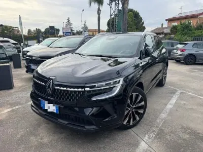 Usata Renault Austral Techno 130 CV (95 kW) 2023 Nero SUV