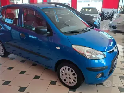Usata Hyundai i10 Style 66 CV (48 kW) 2010 Bluazzurro Utilitaria