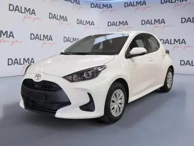 Nuova Toyota Yaris Active 116 CV (85 kW) 2026 Bianco Utilitaria