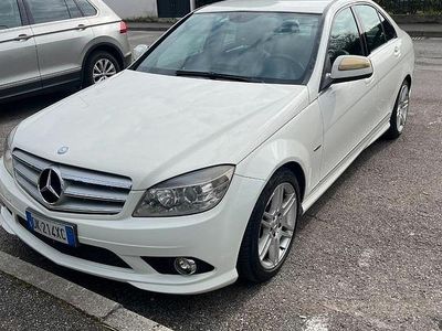 Usata Mercedes C220 Avantgarde 170 CV (125 kW) 2007 Bianco Berlina