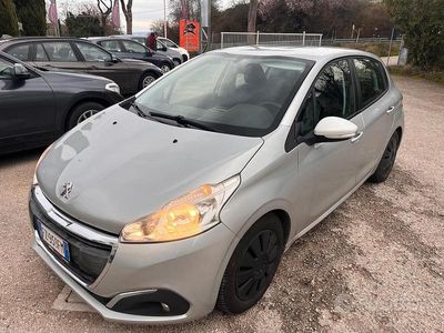 Usata Peugeot 208 Active 68 CV (50 kW) 2018 Other Utilitaria