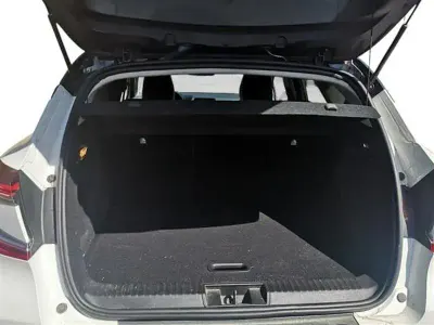 Usata Renault Captur Intens 145 CV (106 kW) 2022 Bianco SUV