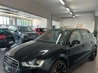 Usata Audi A3 Attraction 110 CV (80 kW) 2014 Nero Berlina