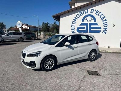 Begagnad BMW 216 Active Tourer 116 HK (85 kW) 2019 Vit Minibuss