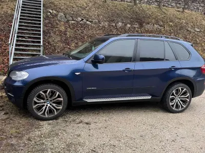 Usata BMW X5 245 CV (180 kW) 2010 Blu/azzurro SUV