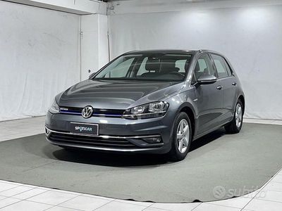 Usata VW Golf VII Highline 131 CV (96 kW) 2019 Grigio Berlina