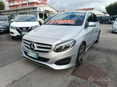 Usata Mercedes B160 Premium 109 CV (80 kW) 2015 Grigio Utilitaria