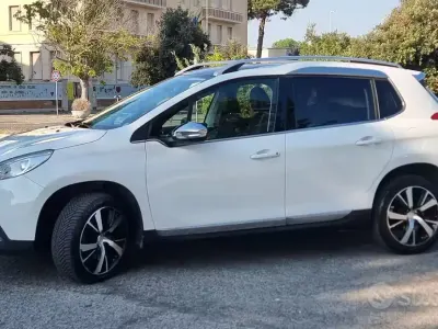 Usata Peugeot 2008 115 CV (84 kW) 2014 Bianco SUV