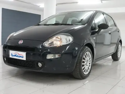 Usata Fiat Punto Street 95 CV (69 kW) 2018 Blu Utilitaria