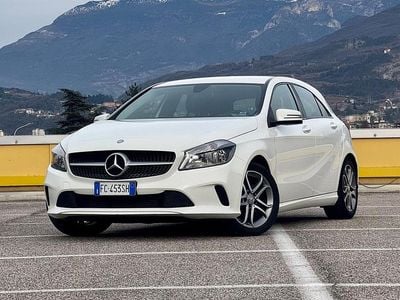Usata Mercedes A180 Premium 122 CV (89 kW) 2016 Bianco Berlina
