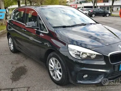 Usata BMW 216 Active Tourer Comfort Edition 116 CV (85 kW) 2015 Nero Monovolume