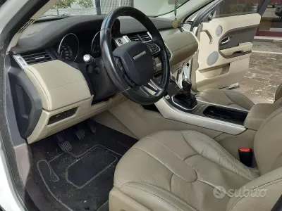 Usata Land Rover Range Rover evoque 190 CV (139 kW) 2013 Bianco Berlina
