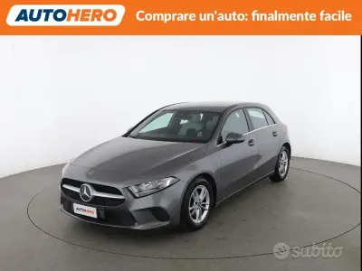 Usata Mercedes A180 Business 116 CV (85 kW) 2019 Grigio Berlina