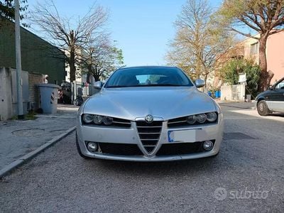 Usata Alfa Romeo 159 160 CV (117 kW) 2006 Grigio Berlina