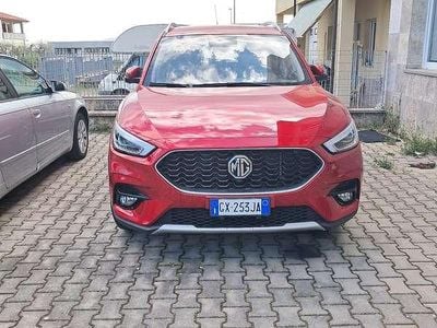 Usata MG ZS Luxury 106 CV (77 kW) 2025 Rosso SUV