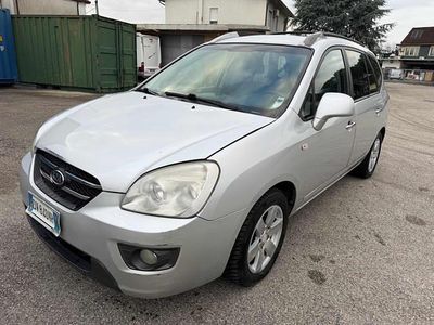 Usata Kia Carens EX 140 CV (102 kW) 2009 Grigio Monovolume