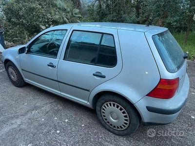Usata VW Golf III 90 CV (66 kW) 1999 Grigio Berlina