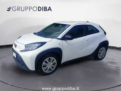 Usata Toyota Aygo X Active 72 CV (52 kW) 2022 Bianco SUV
