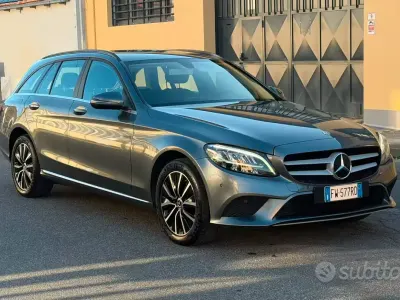 Usata Mercedes C180 122 CV (89 kW) 2019 Grigio Station wagon