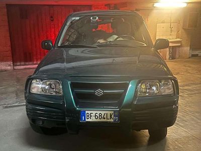 Verde Usata 1999 Suzuki Grand Vitara SUV | 8500 €