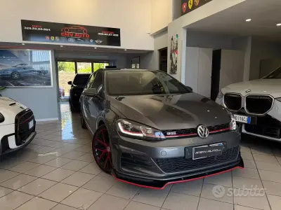 Usata VW Golf VII GTI 245 CV (180 kW) 2018 Grigio Berlina