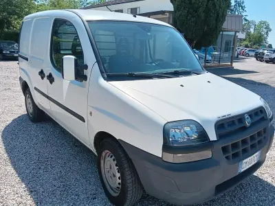 Usata Fiat Doblò Dynamic 104 CV (76 kW) 2004 Bianco Monovolume