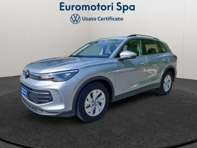 Usata VW Tiguan Life 150 CV (110 kW) 2025 Argento SUV