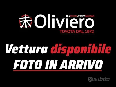 Usata Toyota Yaris Cross Trend 116 CV (85 kW) 2022 Nero SUV