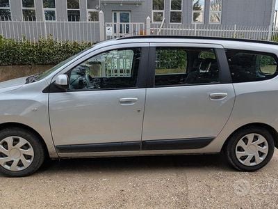 Usata Dacia Lodgy 102 CV (75 kW) 2017 Grigio Monovolume