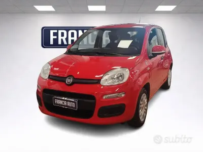Usata Fiat Panda Easy 69 CV (50 kW) 2016 Rosso Utilitaria