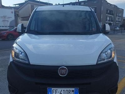 Usata Fiat Doblò 95 CV (69 kW) 2016 Bianco Monovolume