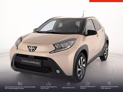 Usata Toyota Aygo X Trend 72 CV (52 kW) 2025 Gynger beige SUV
