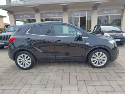 Usata Opel Mokka Cosmo 116 CV (85 kW) 2015 Nero SUV