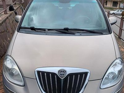 Usata Lancia Musa 77 CV (56 kW) 2009 Viola Monovolume