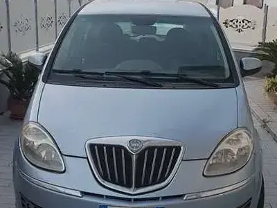 Usata Lancia Musa S 92 CV (67 kW) 2011 Monovolume