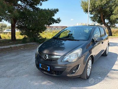 Usata Opel Corsa 75 CV (55 kW) 2014 Grigio Utilitaria