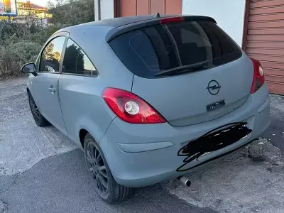 Usata Opel Corsa 54 CV (39 kW) 2009 Utilitaria